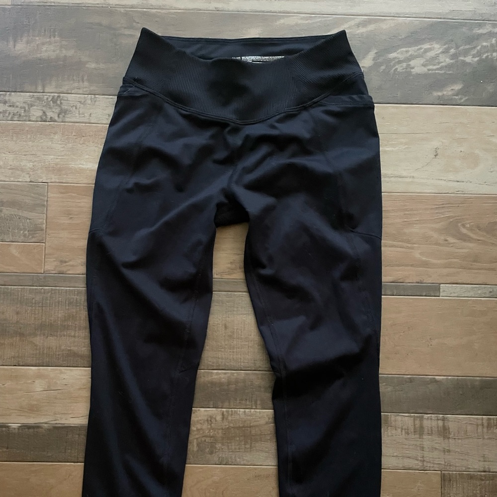 Girls NWOT black leggings